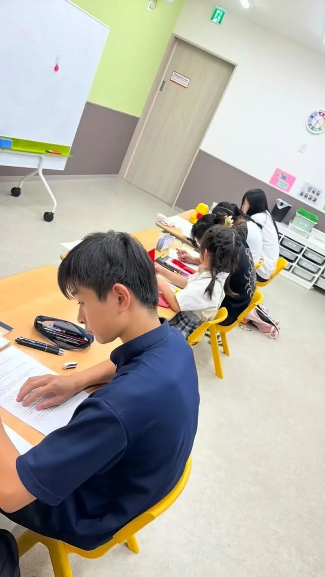 プライベートレッスンや英検対策レッスンの様子です📖